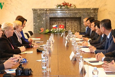 Việt – Séc nỗ lực đơn giản hóa thủ tục cấp thị thực, thúc đẩy du lịch