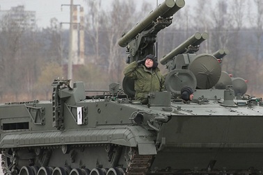 Nga phát triển tên lửa chống tăng có khả năng "bắn và quên"