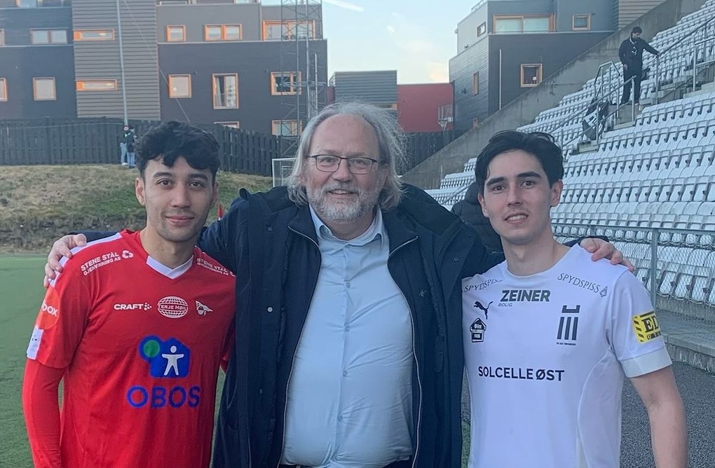 Đối thủ nhập tịch cả đội hình, quyết phá ngày ra mắt của HLV Kim Sang Sik - 1 Đối thủ nhập tịch cả đội hình, quyết phá ngày ra mắt của HLV Kim Sang Sik - 1