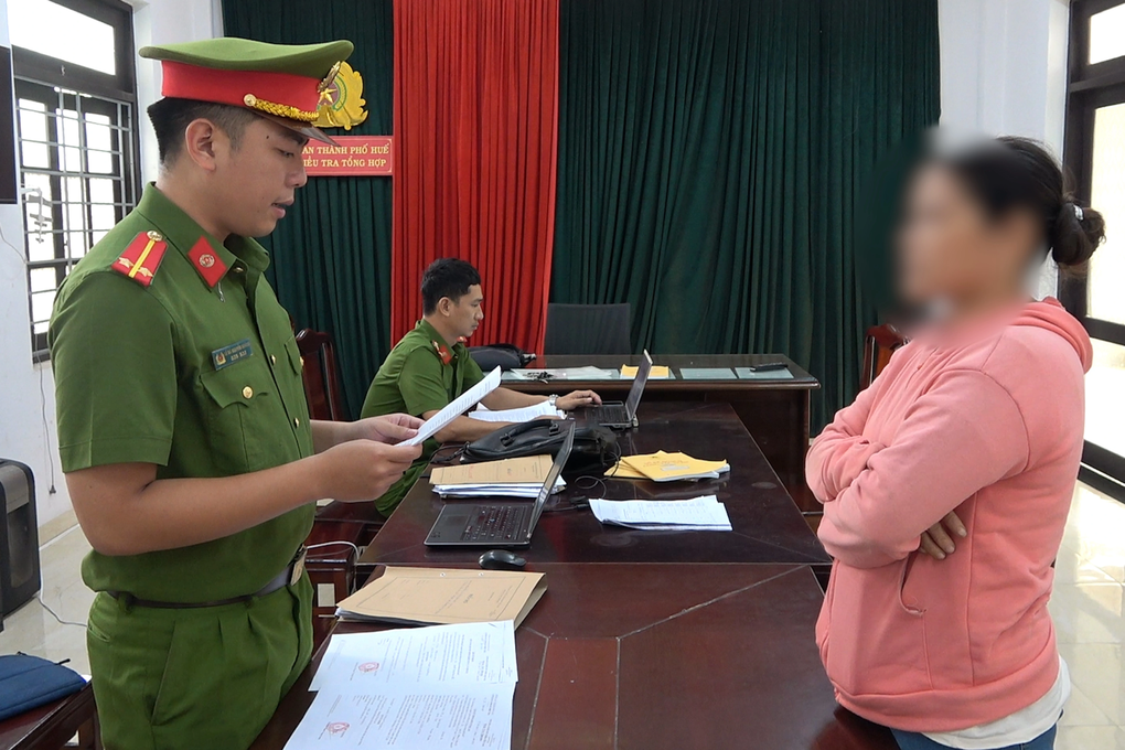 Con chưa có bằng lái xe gây tai nạn chết người, mẹ bị khởi tố - 1