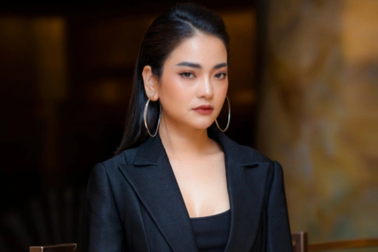 Thúy Hằng "vợ cũ" Việt Anh: "Nhiều đàn ông không xem tôi là phụ nữ"