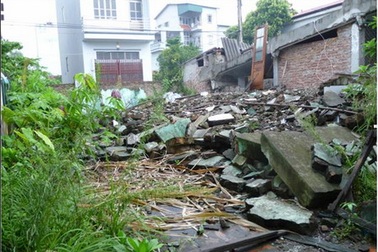 Bài 1: Qua 4 phiên tòa, bị đơn vẫn kêu oan