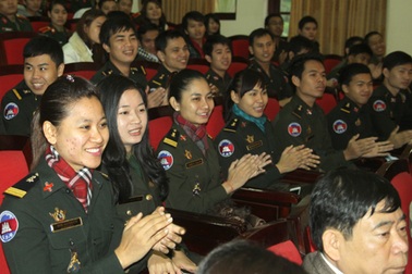 Giao lưu hữu nghị với lưu học sinh Campuchia tại Việt Nam