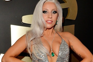 Những sao cực "hot" với tóc trắng