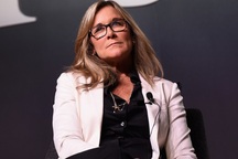 Giám đốc bán lẻ Apple nghỉ việc do doanh số iPhone bết bát