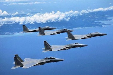 Máy bay Nhật xuất kích 340 lần bảo vệ không phận
