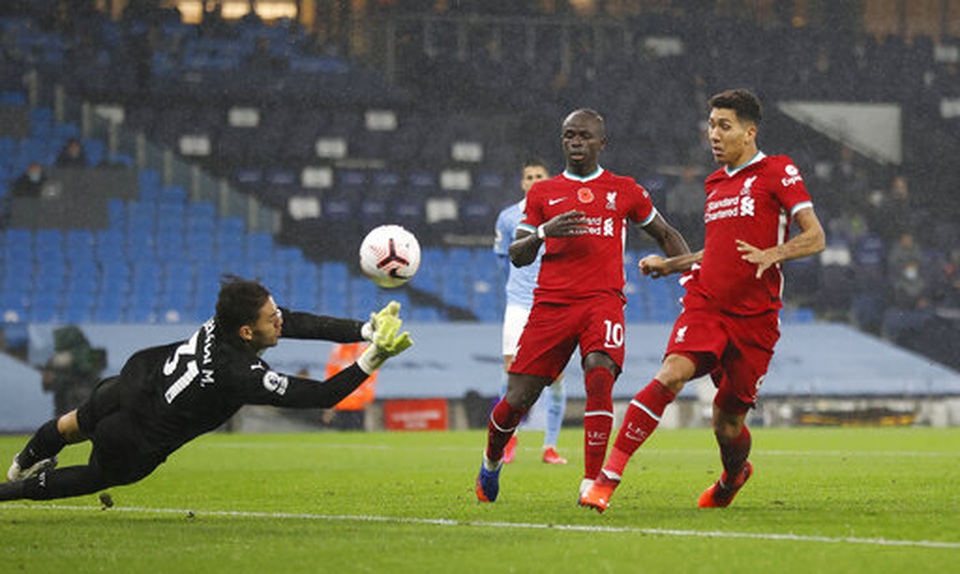 Man City 1-1 Liverpool: De Bruyne đá hỏng phạt đền - 7 Man City 1-1 Liverpool: De Bruyne đá hỏng phạt đền - 7