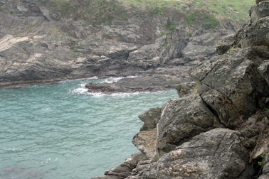 Vì sao chim yến “quay lưng” với Đảo Yến?