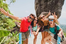 Thái Lan xem xét đón du khách quốc tế trở lại