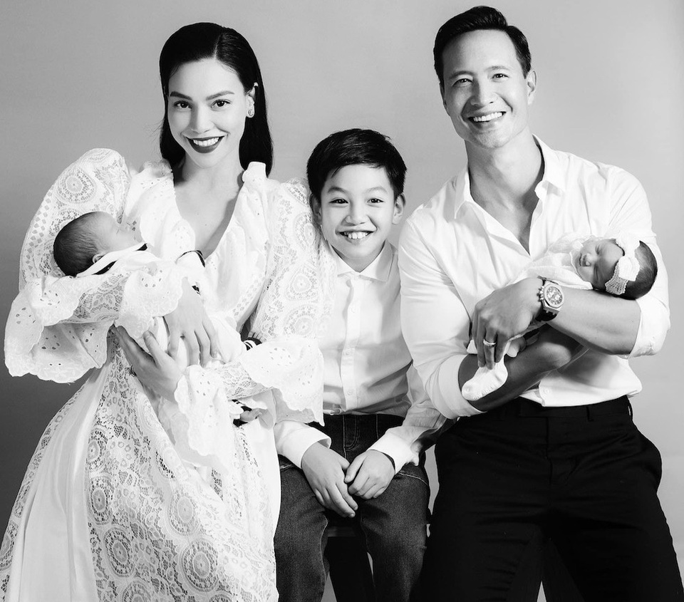 Á hậu Tường San rạng rỡ trong hình ảnh cô dâu - 5 Á hậu Tường San rạng rỡ trong hình ảnh cô dâu - 5
