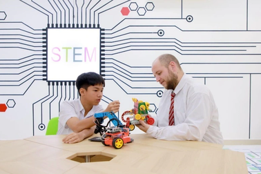 Bí quyết chinh phục 8.0 IELTS của cậu học sinh lớp 8 Asian School