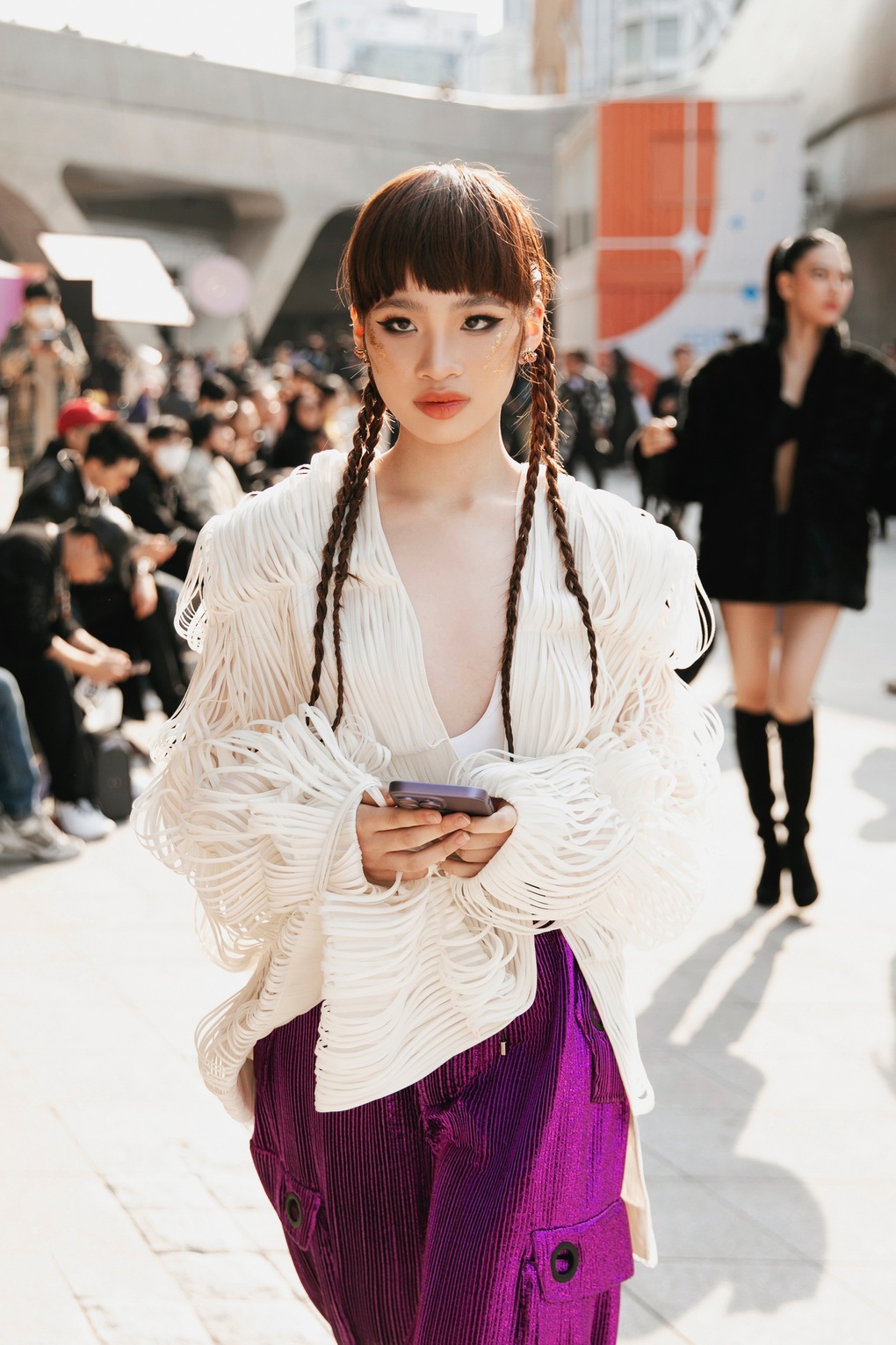 Mẫu nhí Bảo Hà diện thiết kế của Công Trí tỏa sáng tại Seoul Fashion Week - 7 Mẫu nhí Bảo Hà diện thiết kế của Công Trí tỏa sáng tại Seoul Fashion Week - 7