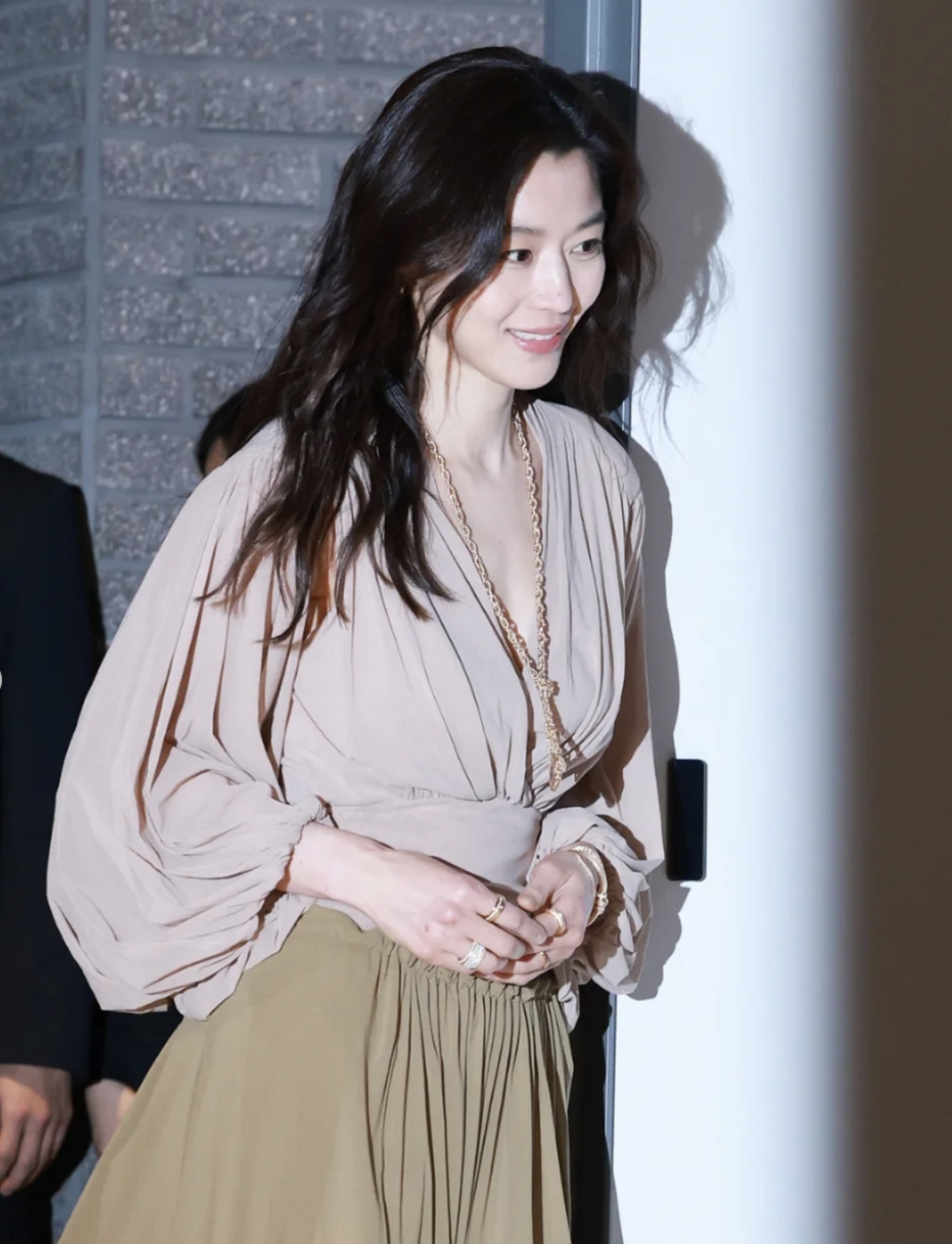 Jun Ji Hyun được coi như biểu tượng thời trang tại Hàn Quốc - 1 Jun Ji Hyun được coi như biểu tượng thời trang tại Hàn Quốc - 1