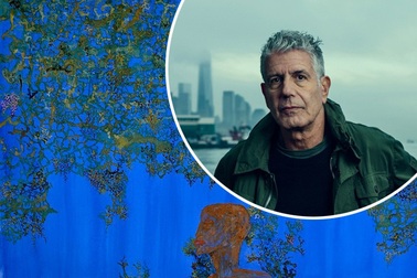 Trước khi tự sát, đầu bếp Anthony Bourdain mua bức “Bầu trời sụp đổ”