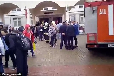 Nga: Học sinh 15 tuổi dùng rìu và súng tấn công trường học