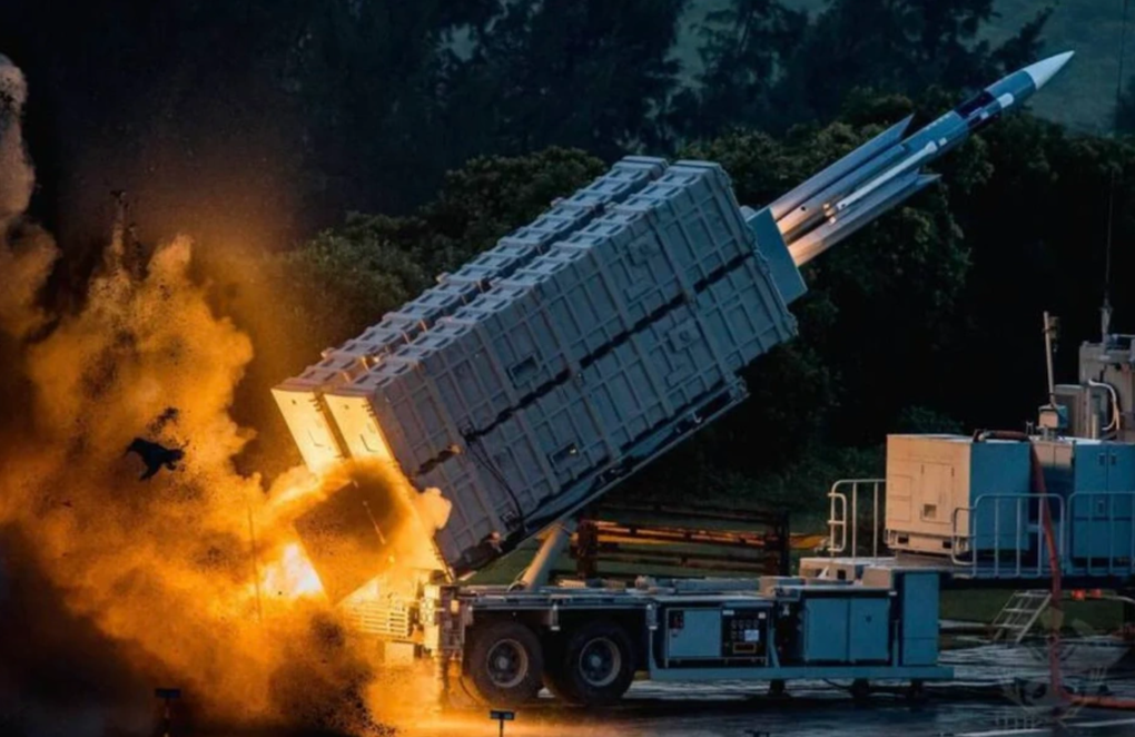 Nga tuyên bố sẽ hạ gục lá chắn Patriot cấp cho Ukraine - 2 Nga tuyên bố sẽ hạ gục lá chắn Patriot cấp cho Ukraine - 2