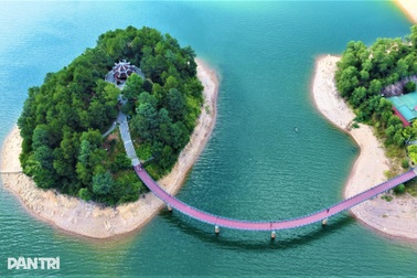 Đến Hà Tĩnh du lịch dịp lễ 30/4, đi lại bằng ô tô trên cao tốc thế nào?