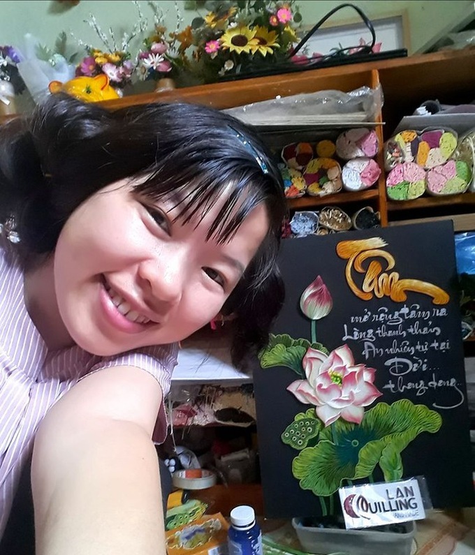 Chuyện về cô gái 29 tuổi ngồi xe lăn, cả thanh xuân gửi hồn vào những bức tranh giấy - Ảnh 8. Chuyện về cô gái 29 tuổi ngồi xe lăn, cả thanh xuân gửi hồn vào những bức tranh giấy - Ảnh 8.