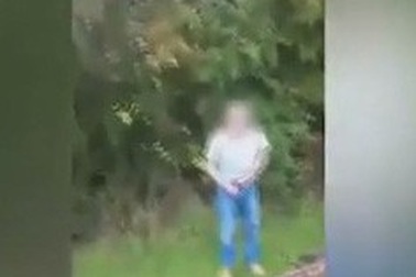 Từ clip đang kéo khóa quần, "lão yêu" bị bắt vì tội tấn công tình dục một bé gái