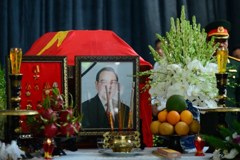 Thủ tướng Phan Văn Khải với những lời "nghịch nhĩ" của cấp dưới