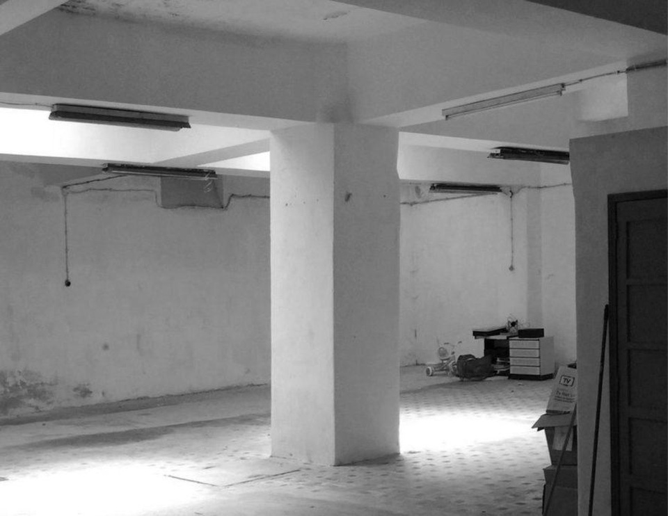 Bất ngờ vợ chồng trẻ cải tạo gara cũ thành nhà đẹp như mơ - 1