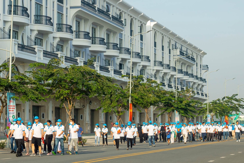 Van Phuc Group ủng hộ 1 tỷ đồng cho quỹ người nghèo Q.Thủ Đức - 4 Van Phuc Group ủng hộ 1 tỷ đồng cho quỹ người nghèo Q.Thủ Đức - 4