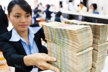 Thế cùng đường của nhóm lợi ích ngân hàng?