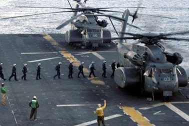 Trực thăng hải quân Mỹ chở 5 người bị rơi tại Oman 