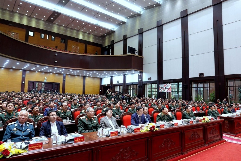 Cách đây 50 năm Pháo đài bay B-52 của Mỹ bị đập tan trên bầu trời Hà Nội - 3 Cách đây 50 năm Pháo đài bay B-52 của Mỹ bị đập tan trên bầu trời Hà Nội - 3