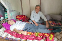 Xót xa Bí thư Chi đoàn tàn phế sau lưỡi dao oan nghiệt của gã hàng xóm