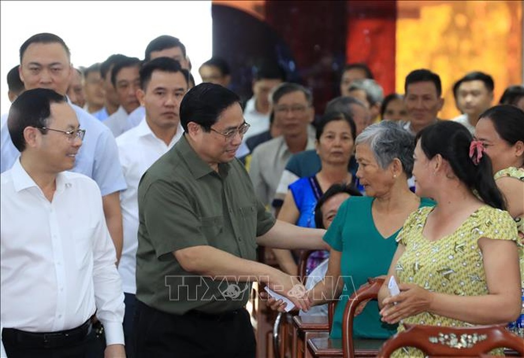 Thủ tướng Phạm Minh Chính thăm, tặng quà, chúc Tết tại Cần Thơ - 3 Thủ tướng Phạm Minh Chính thăm, tặng quà, chúc Tết tại Cần Thơ - 3