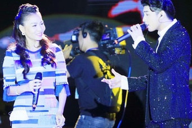 Thu Minh, Noo Phước Thịnh gây bất ngờ khi hát nhạc cách mạng