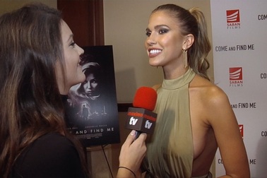 Kara Del Toro trả lời phỏng vấn