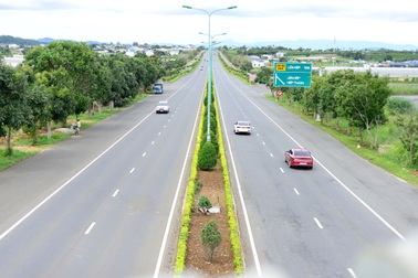 Lâm Đồng đề xuất Chính phủ bổ sung hơn 3.300 tỷ đồng cho 2 dự án cao tốc