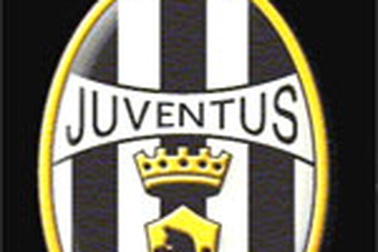 Juve tiếp tục chèo kéo