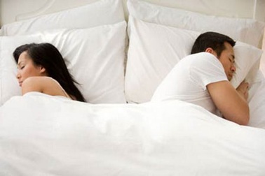 Chồng cặp bồ đáng tuổi con