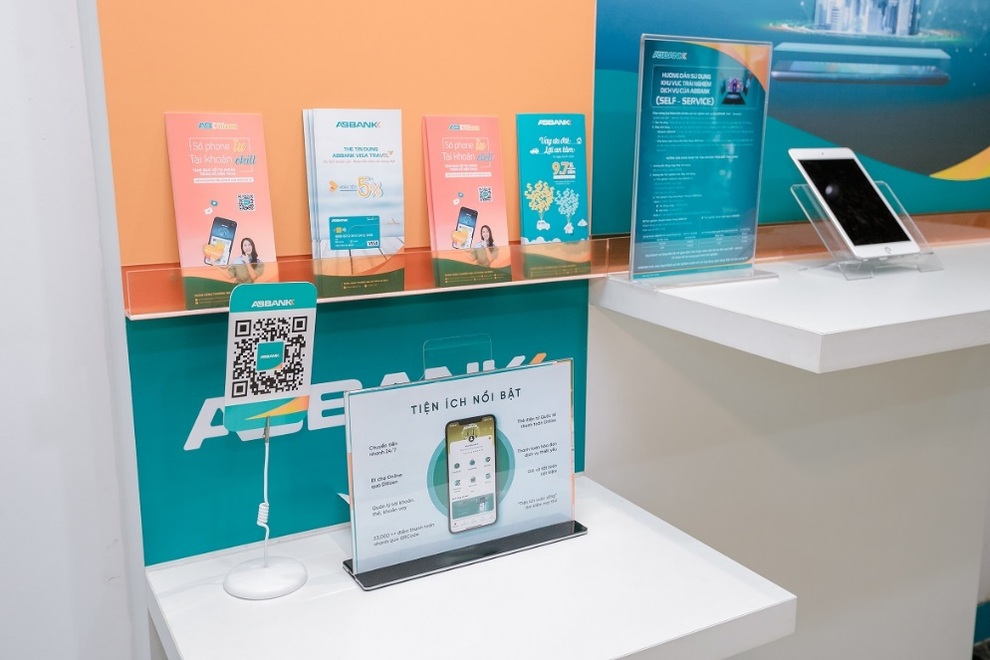 Diện mạo mới của ABBANK nhận được phản hồi tốt từ khách hàng - 2 Diện mạo mới của ABBANK nhận được phản hồi tốt từ khách hàng - 2