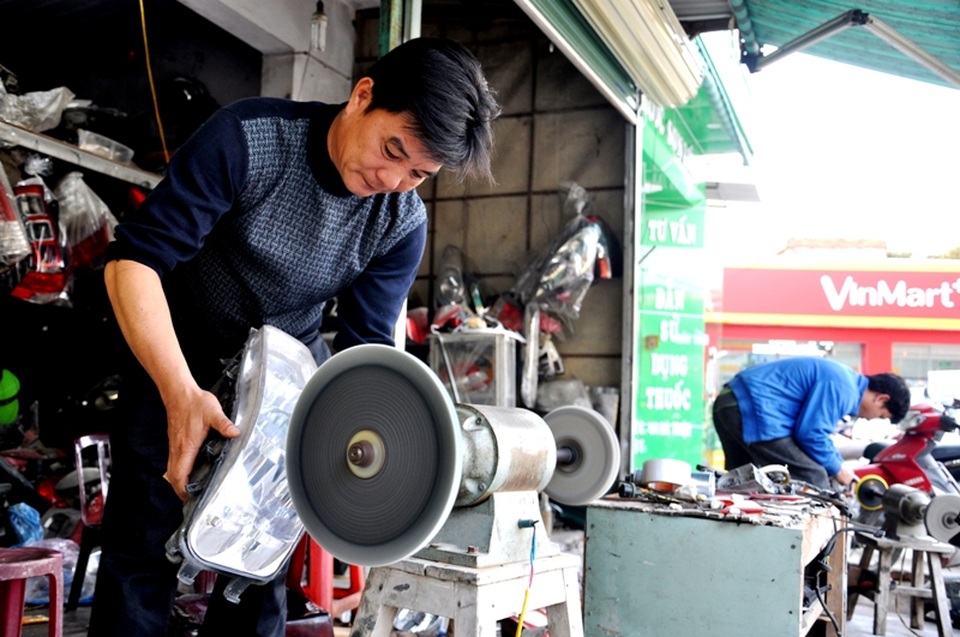 Cuối năm nghe thợ bám víu tai nạn giao thông kể chuyện nghề - 9 Cuối năm nghe thợ bám víu tai nạn giao thông kể chuyện nghề - 9