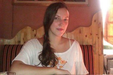 Cô gái Nga yêu sử Việt