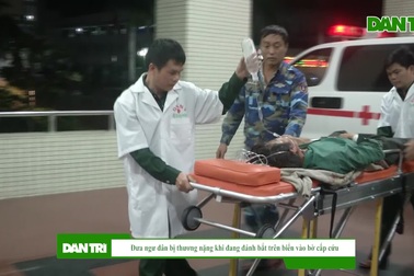 Kịp thời đưa ngư dân bị thương nặng khi đang đánh bắt trên biển vào bờ cấp cứu