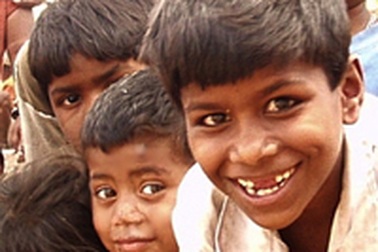 Ấn Độ sẽ "soán ngôi" Trung Quốc về dân số 