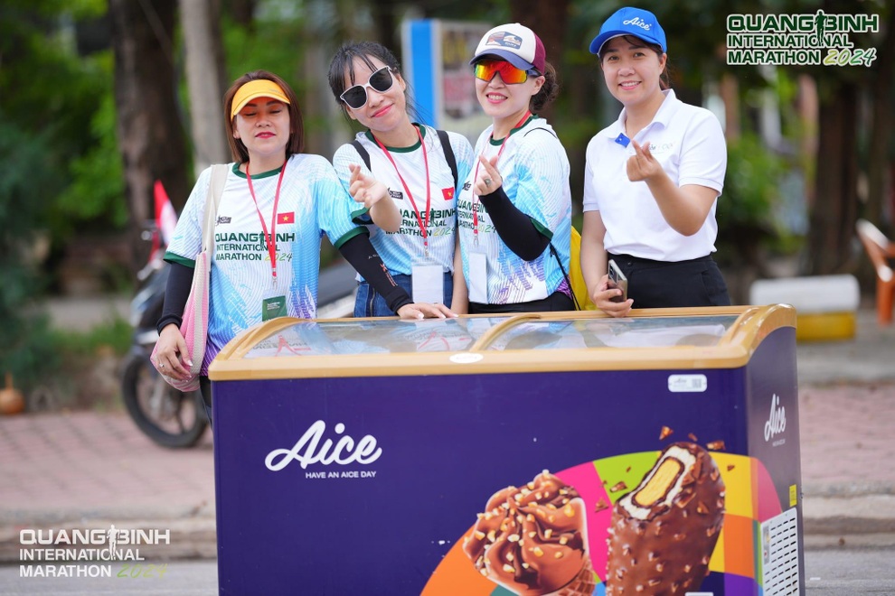 Cùng Aice chinh phục mọi đường đua với 10.000 que kem mát lạnh - 4 Cùng Aice chinh phục mọi đường đua với 10.000 que kem mát lạnh - 4