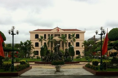 Hà Nội: Nguyên chủ tịch huyện cấp sổ đỏ cho “đất ma”, tội phạm có được bỏ lọt?