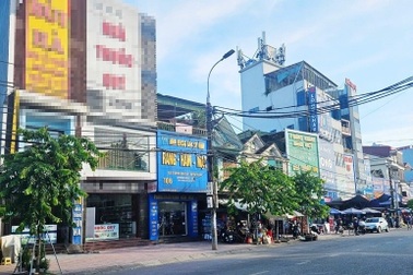 Nhiều cơ sở kinh doanh thuốc chữa bệnh đóng cửa, trốn tránh đoàn kiểm tra