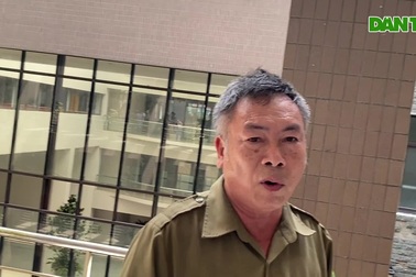 Người dân quận Hà Đông (Hà Nội) tiếp nhận gói hỗ trợ 62.000 tỷ đồng