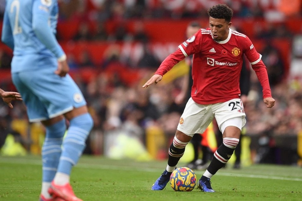Hàng thủ mơ ngủ, Man Utd ôm hận trước Man City tại Old Trafford - 12 Hàng thủ mơ ngủ, Man Utd ôm hận trước Man City tại Old Trafford - 12