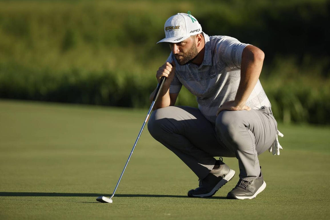 Jon Rahm và Patrick Cantlay khởi đầu tốt tại giải đấu ở Hawaii - 1 Jon Rahm và Patrick Cantlay khởi đầu tốt tại giải đấu ở Hawaii - 1