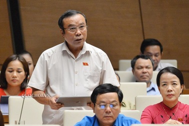 Doanh nghiệp nâng khống giá máy xét nghiệm Covid-19 là “sân sau” của ai?