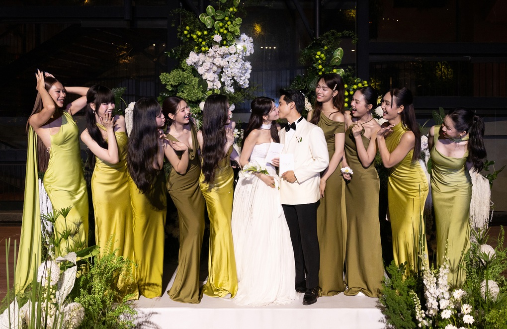 Á hậu Quỳnh Châu lấy chồng thiếu gia: Từng có những ngày không một đồng” - 2 Á hậu Quỳnh Châu lấy chồng thiếu gia: Từng có những ngày không một đồng” - 2