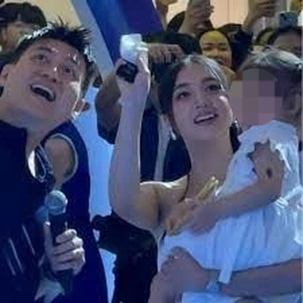 Ba mẹ cho con nổi tiếng từ sớm: Người lớn còn sợ, huống chi con nít - 1 Ba mẹ cho con nổi tiếng từ sớm: Người lớn còn sợ, huống chi con nít - 1